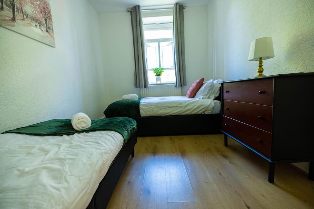 Apartamento Pristine 3 Beds Hackney E9 Londres Exterior foto