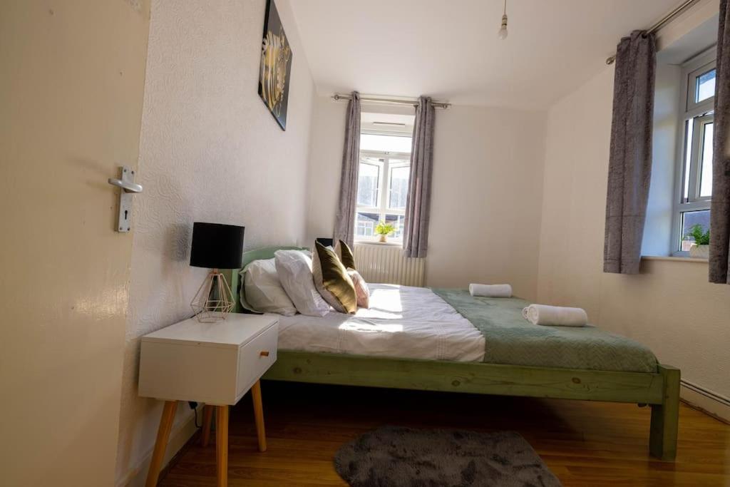 Apartamento Pristine 3 Beds Hackney E9 Londres Exterior foto