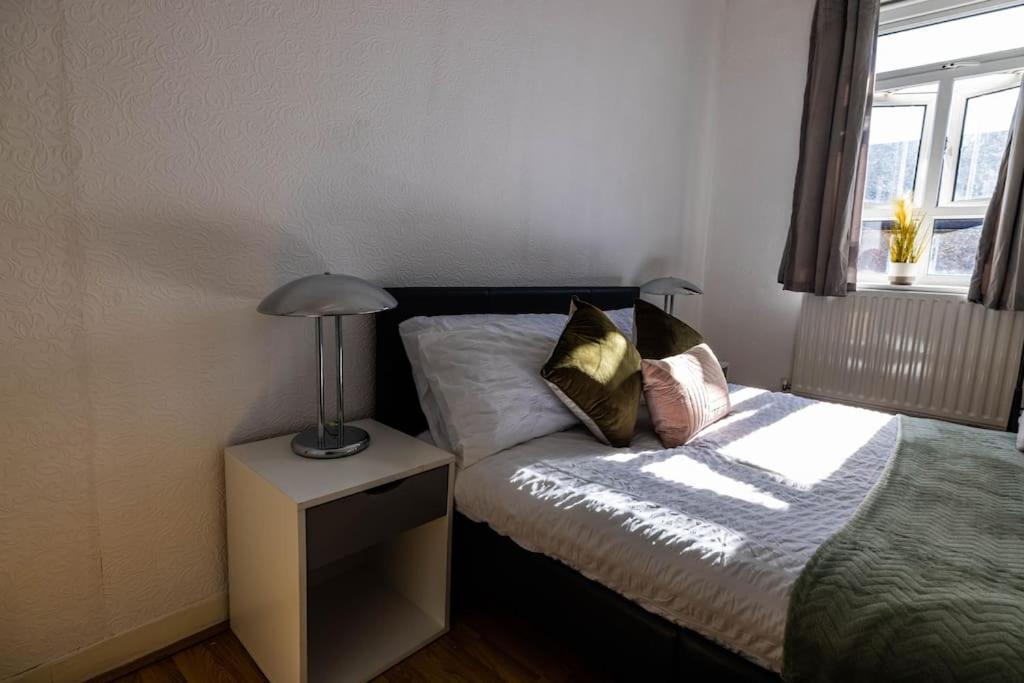 Apartamento Pristine 3 Beds Hackney E9 Londres Exterior foto